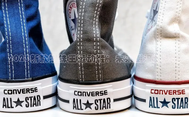 2025新款蜘蛛王运动鞋：未来潮流的脚步